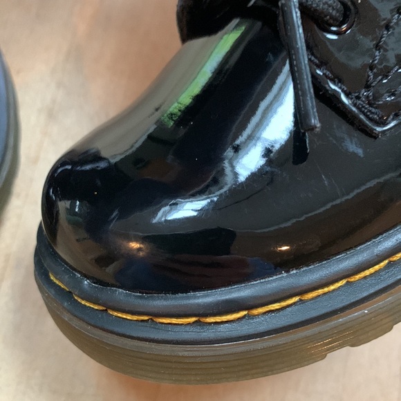 Dr. Martens 1460 toddler Combat Boot - Picture 5 of 6